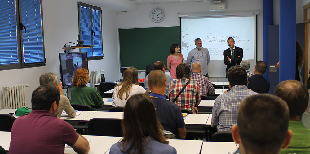 Inauguración del curso a cargo del director del Centro Asociado, Juan Carlos Menéndez Mato.